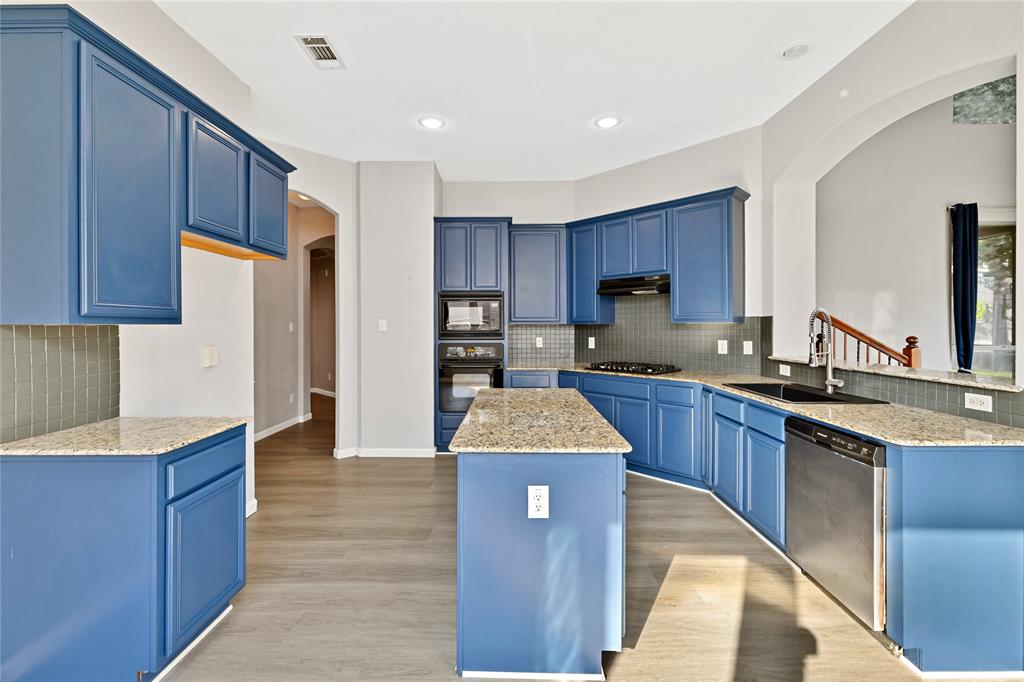 1805 Kris Street