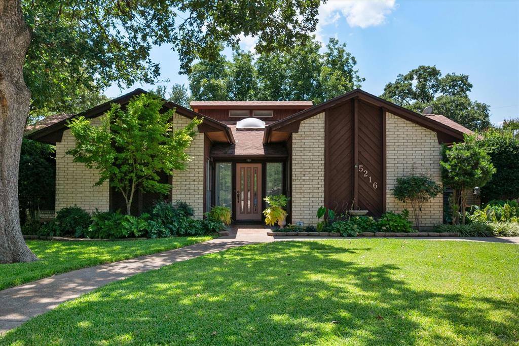 5216 Wind Rock Court