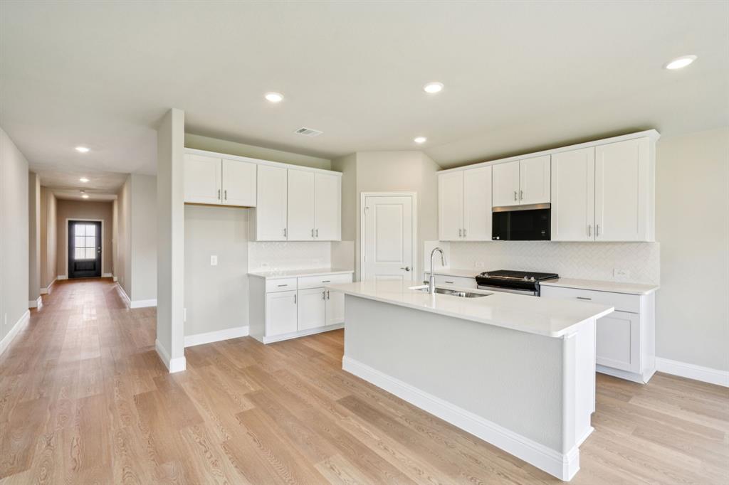 517 Midnight Oak Drive