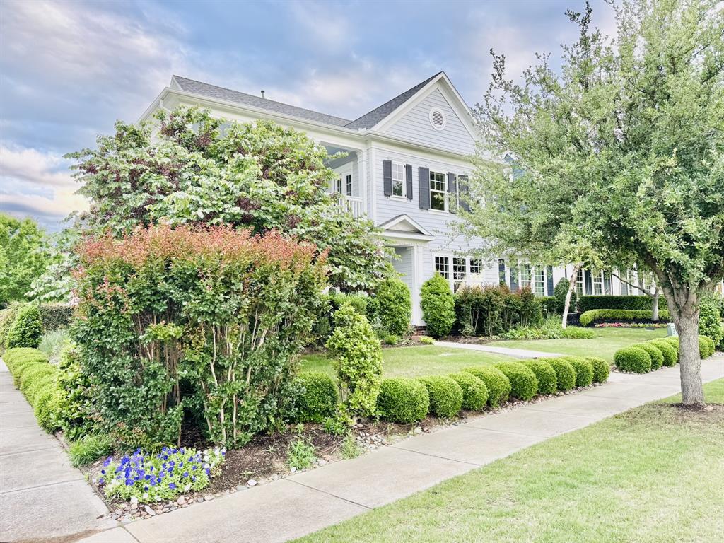7501 Darrow Drive
