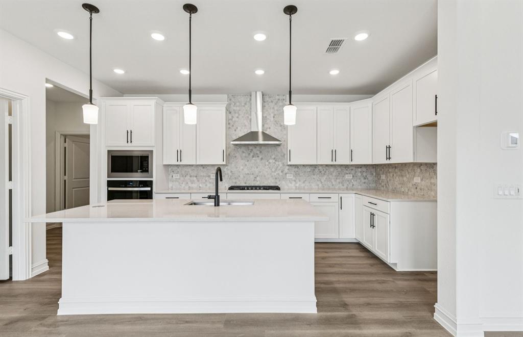 3900 Calderwood Drive