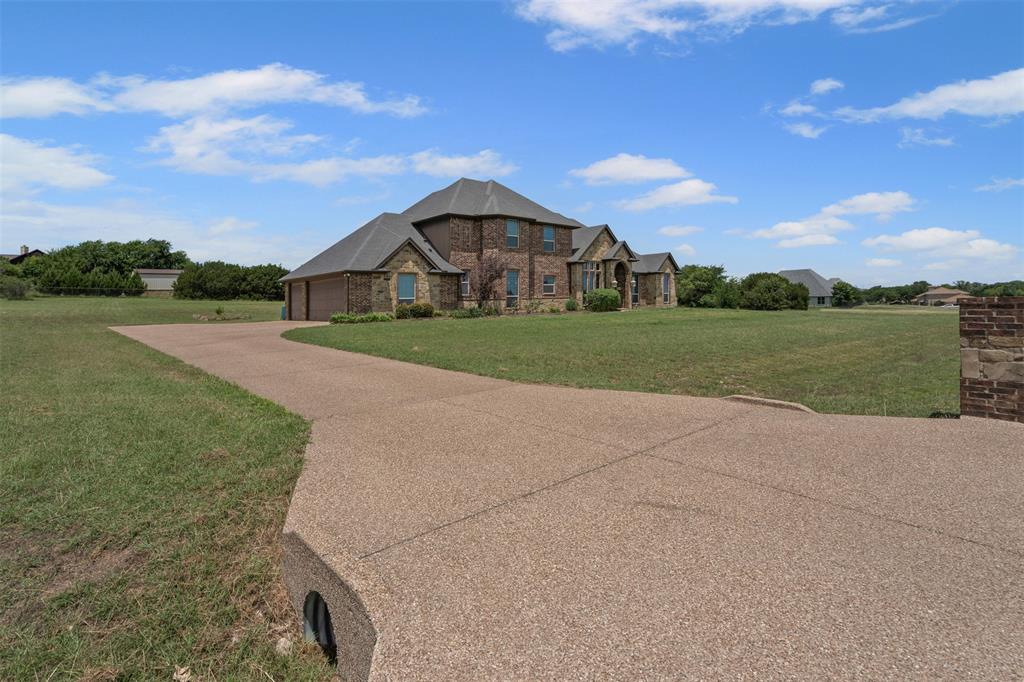 212 Tara Lane