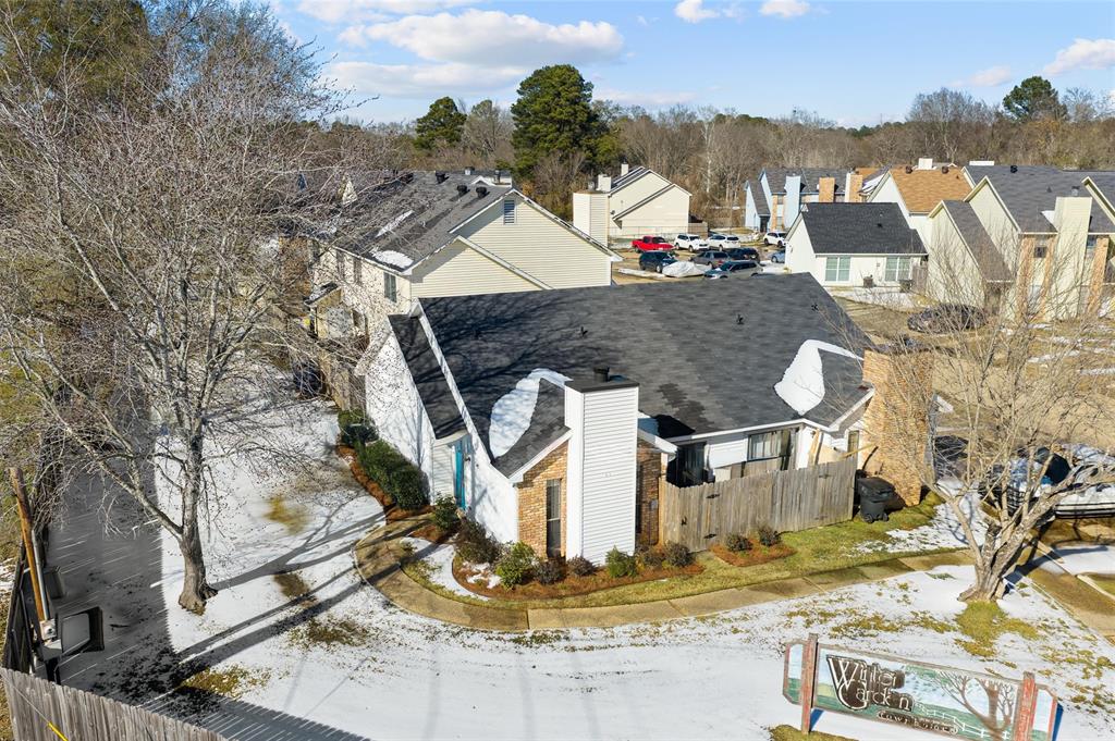 964 Winter Garden Drive 1