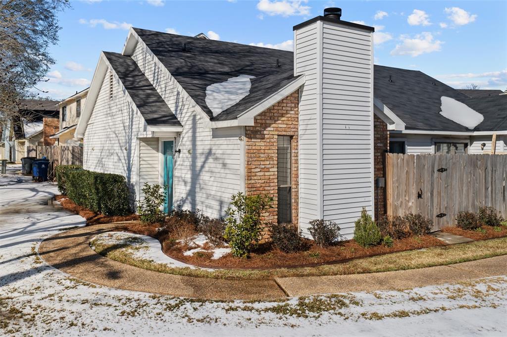 964 Winter Garden Drive 1