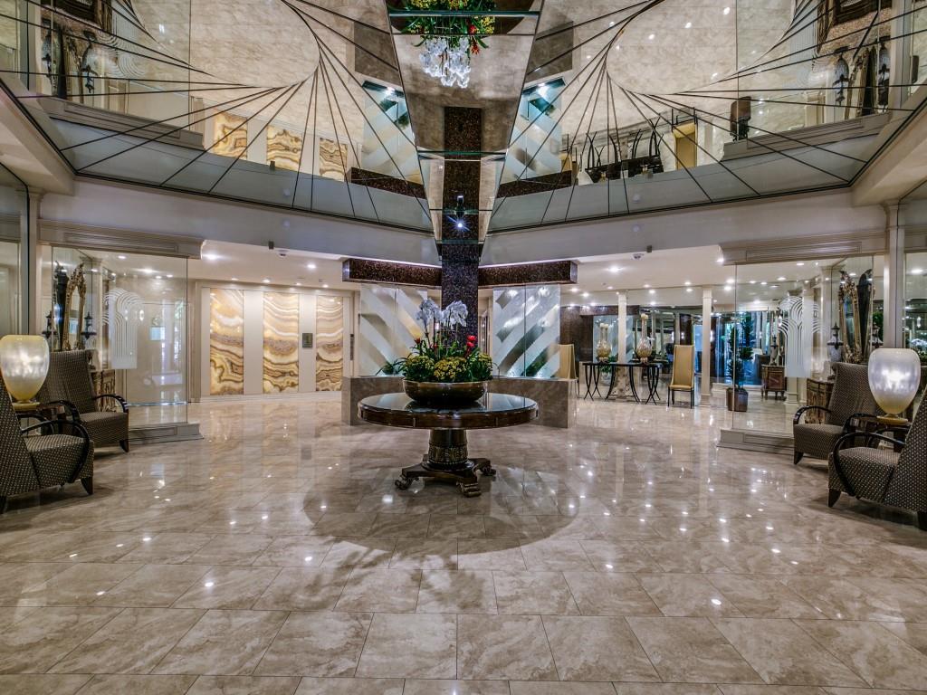 Bonaventure Condo - Residential