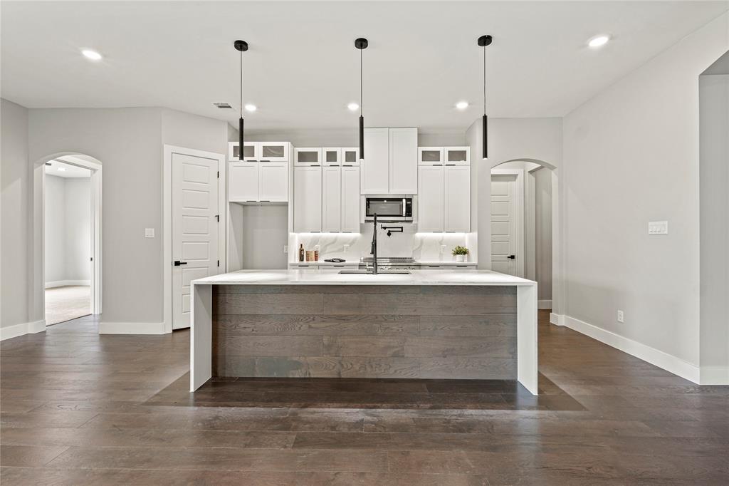 White Bluff #38 - Residential