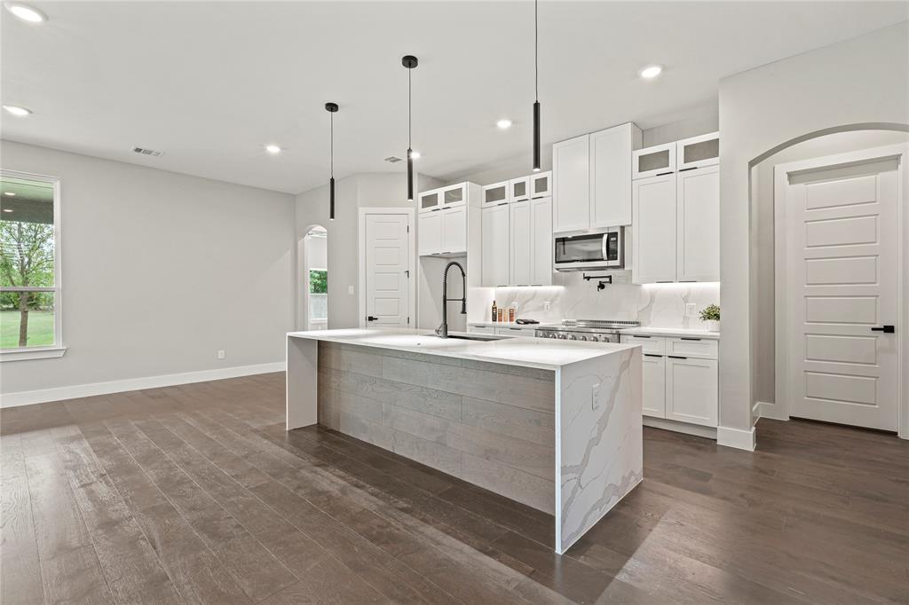 White Bluff #38 - Residential