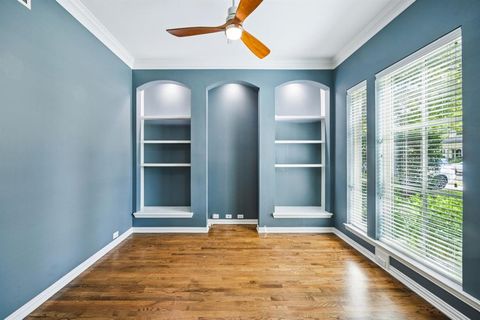 Tiny photo for 5001 Stanford Avenue, Dallas, TX 75209 (MLS # 21067198)