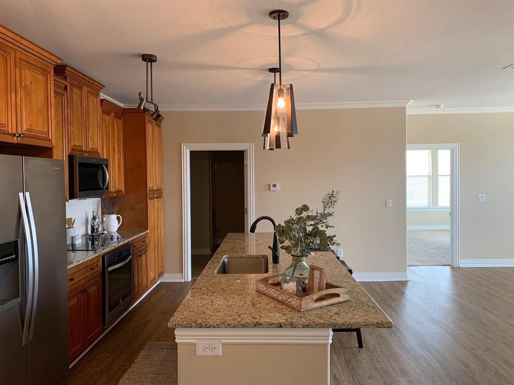 Castle Hills Quarters At The Shop - Residential Lease