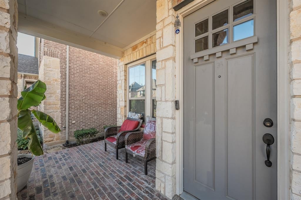 1279 Ocean Breeze Drive