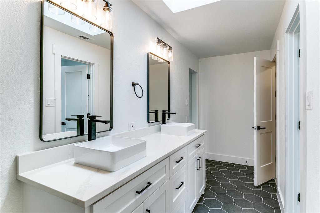 Oak Creek Estate Grapevine - Residential