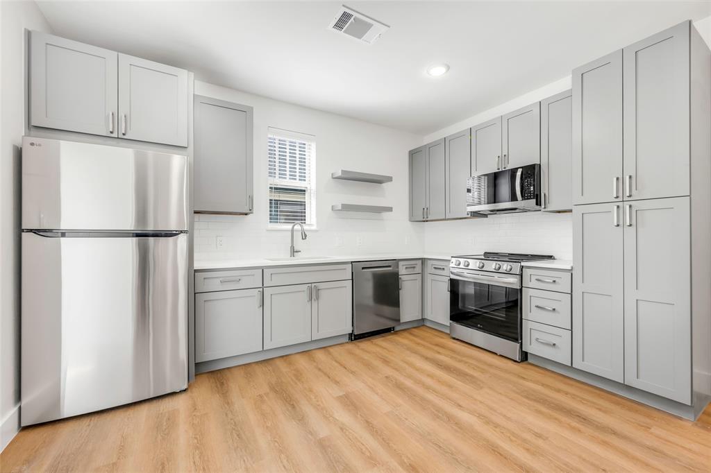 Appel & Harpers City Bl 1493 - Residential Income