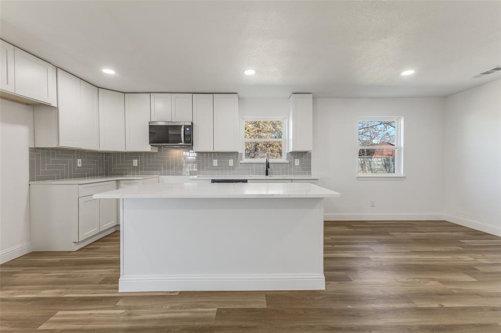 9505 Frostwood Street