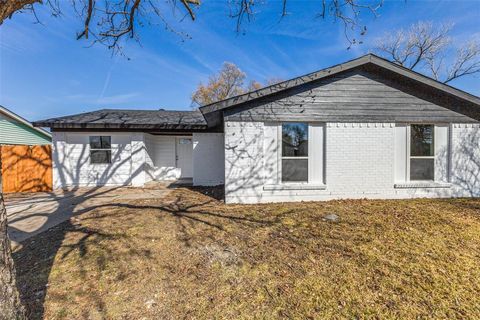 Photo of 9505 Frostwood Street, Dallas, TX 75217 (MLS # 21170028)