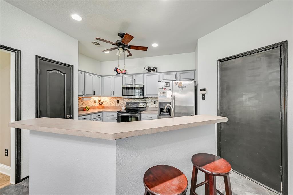 HERITAGE PH 3 BLK 6 LT 14 - Residential