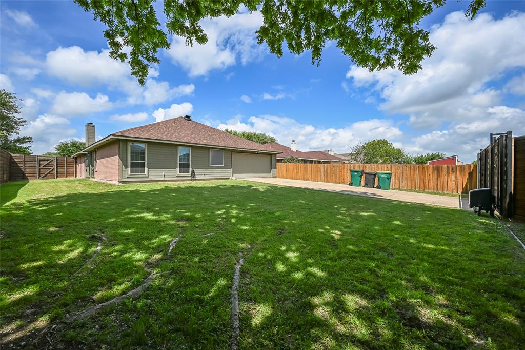 HERITAGE PH 3 BLK 6 LT 14 - Residential