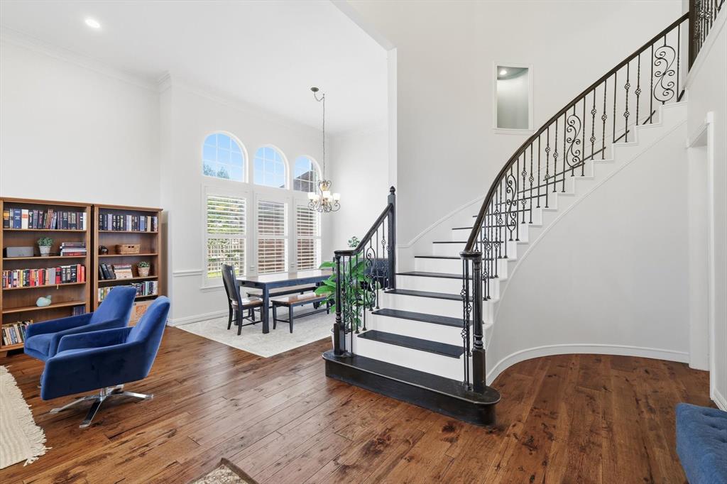 192 Hollowtree Court