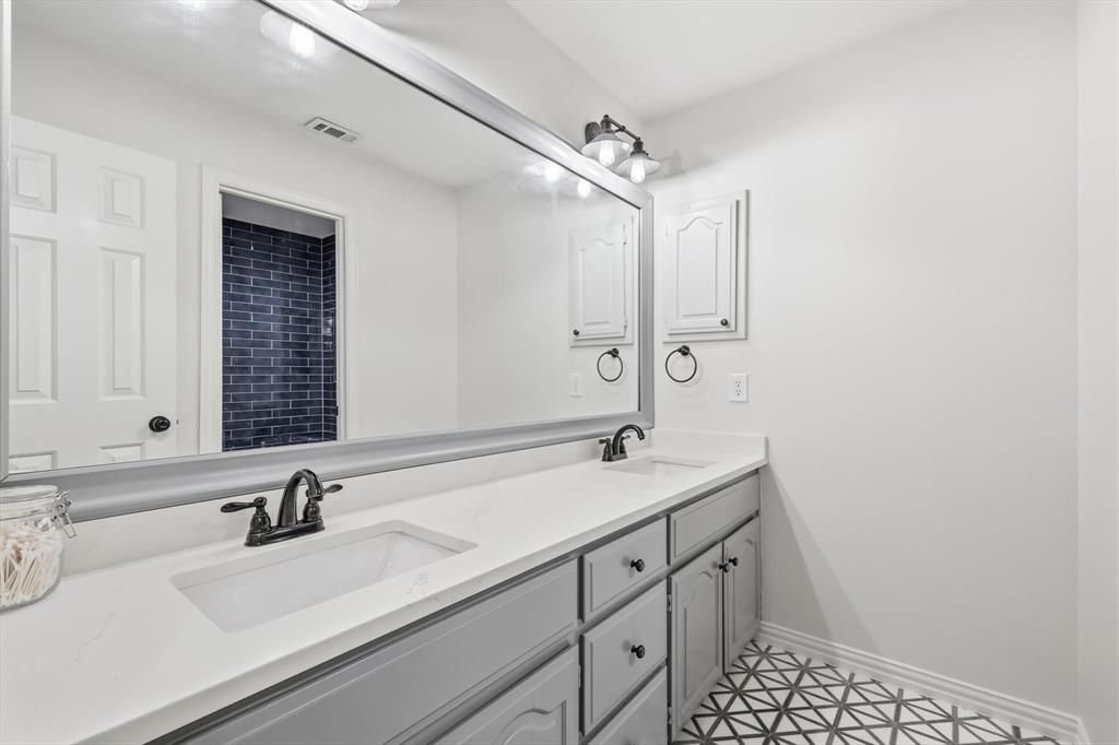 Pecan Hollow - Residential