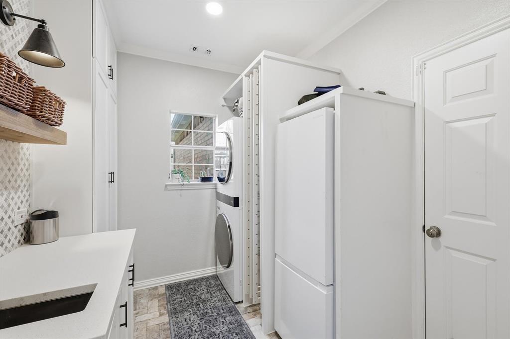 Pecan Hollow - Residential