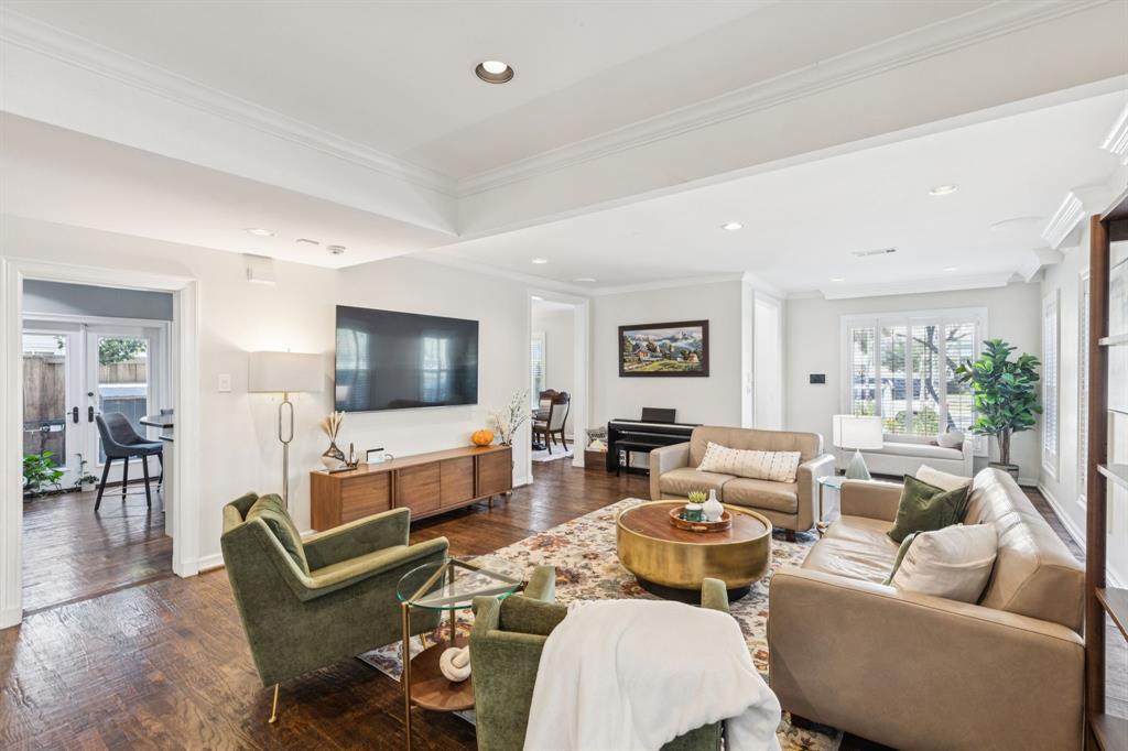 4349 Southern Avenue