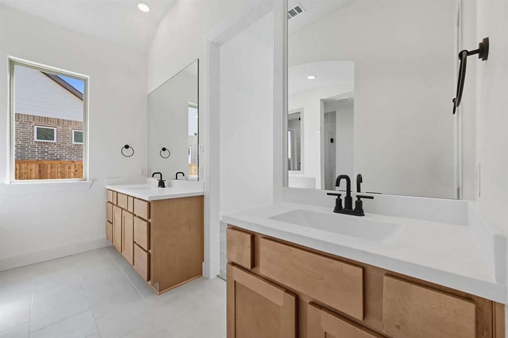 Ridge Crossing - Residential