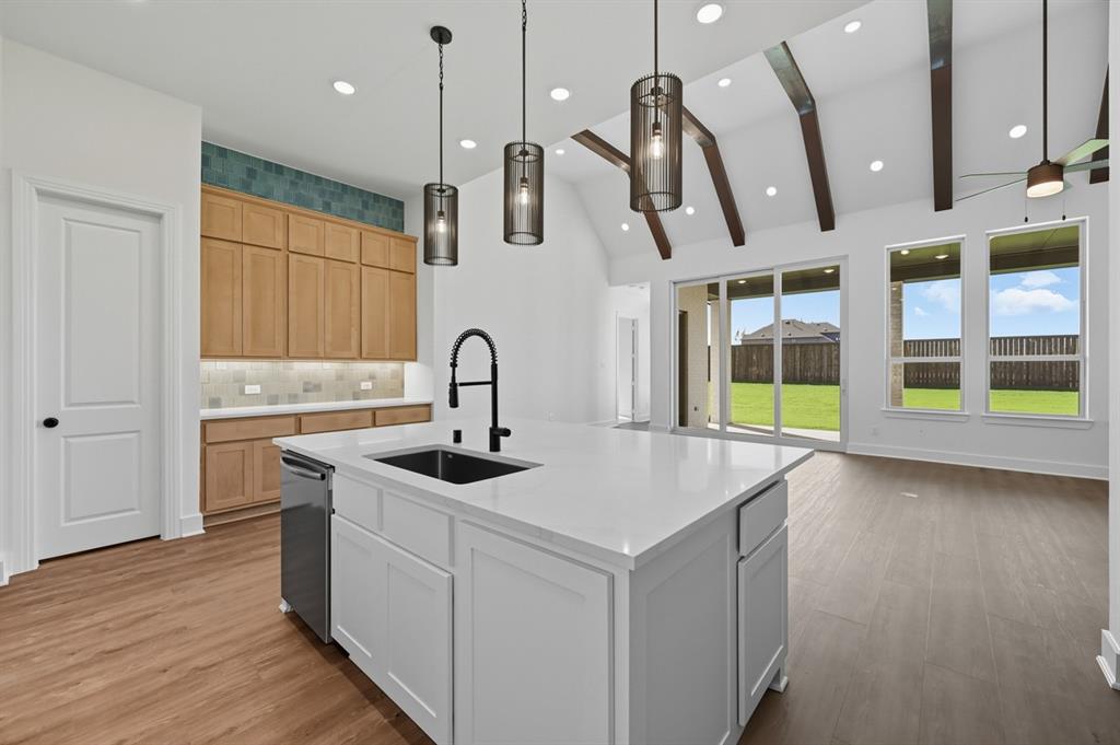 2229 Garnet Drive