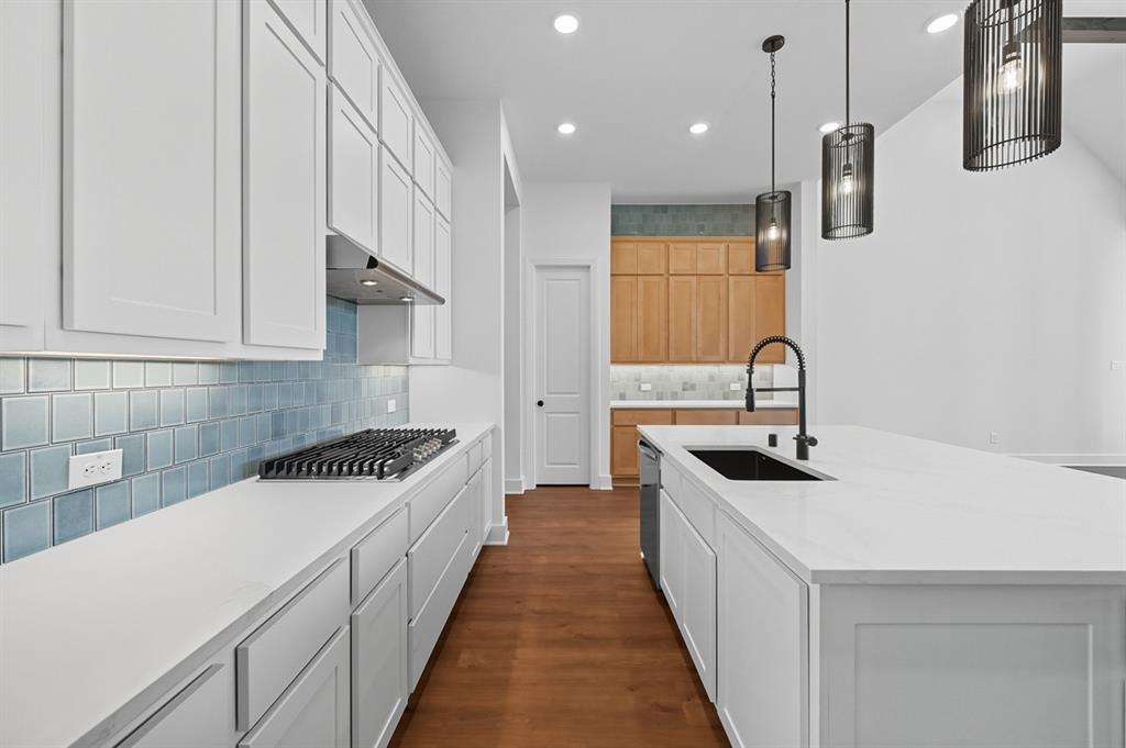 2229 Garnet Drive