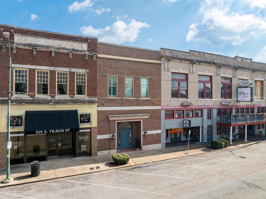 111 S Travis Street
