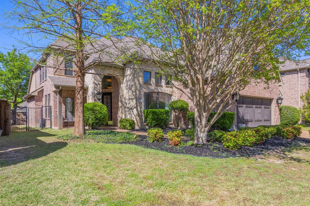4504 Oxbow Drive