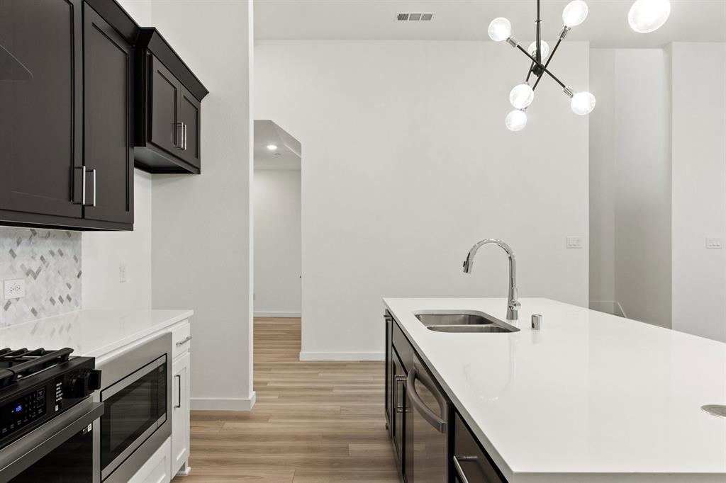 Cottonwood Creek Villas - Residential