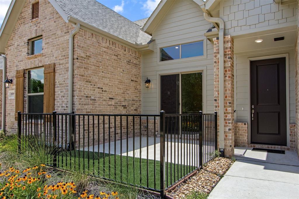 8513 Del Rio Trail