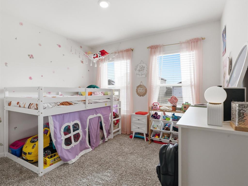 Vista West II - Residential