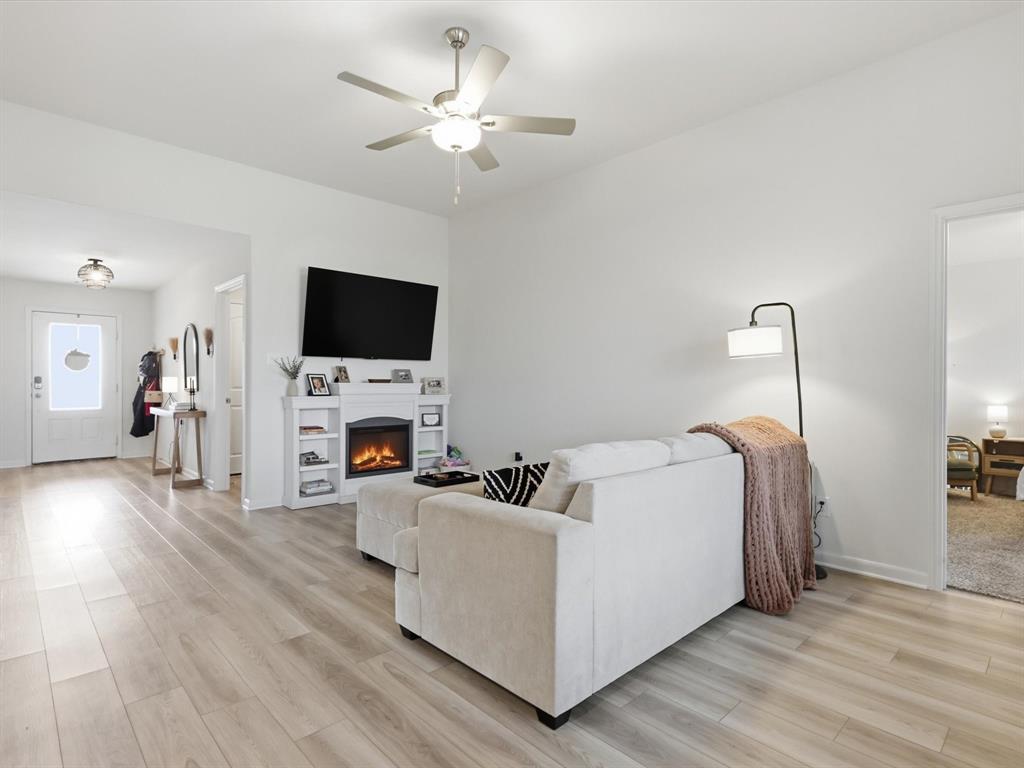 Vista West II - Residential