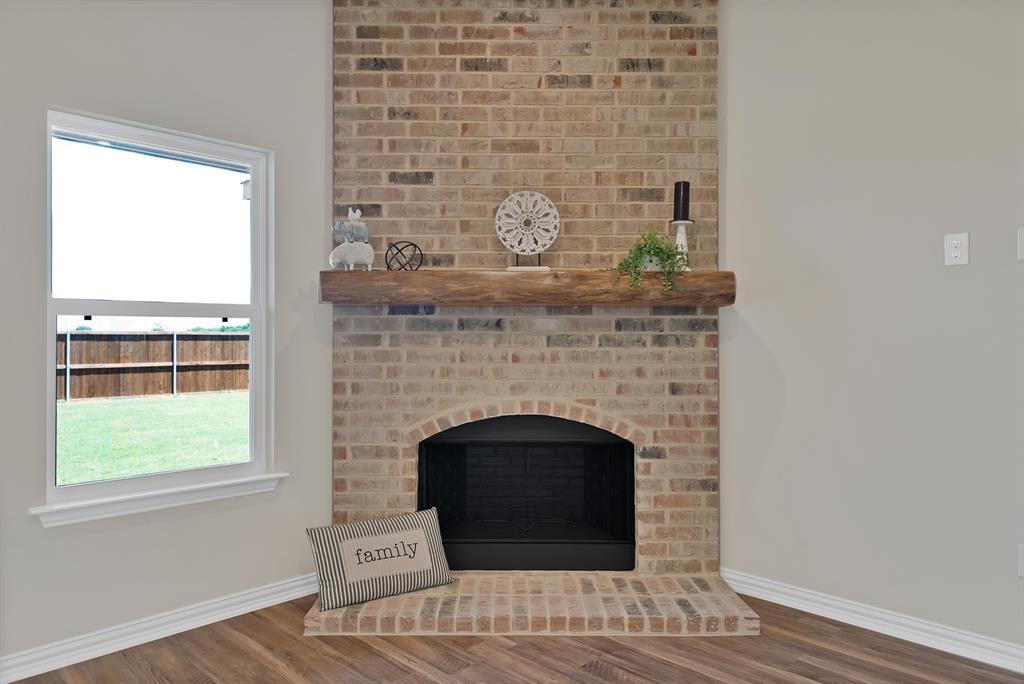 Cloverleaf - Residential