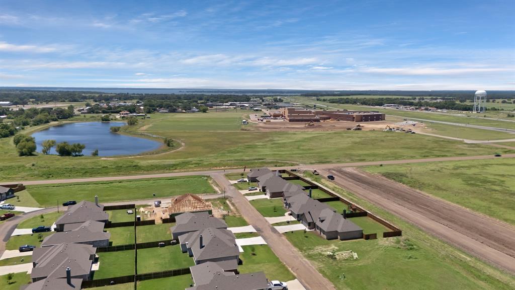 Cloverleaf - Residential