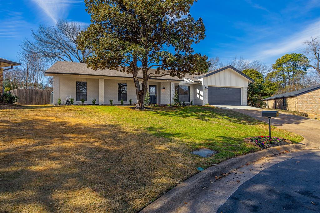 3025 Hillcrest Court