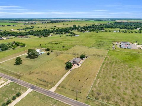 A home in Waxahachie