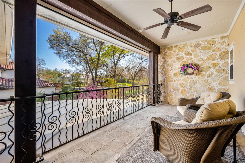 Maple Wood - Residential