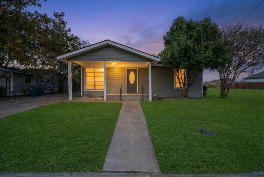 Charming and move-in ready! This beautifully renovated 3 bedroom, 2 bathroom home is the perfect starter property in one of Waxahachie’s rapidly growing areas full of both revitalized homes and new subdivisions. Step inside to fresh updates throughout, including newer carpet, newer interior paint, a 1-year-old HVAC unit, and a 4-month-old roof - giving you peace of mind for years to come.

The layout offers comfortable living with a bright living room, a functional kitchen, and cozy bedrooms. Outside, you’ll find a nice yard with room to relax, garden, or play. Whether you’re a first-time buyer or looking to downsize, this home provides great value in a thriving community.

Don’t miss this opportunity to own a renovated home in a high-growth Waxahachie neighborhood - move-in ready and easy to love!