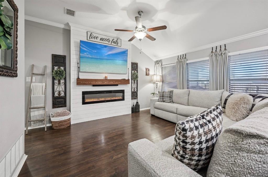 Mistletoe Hill Ph VI & Vii - Residential