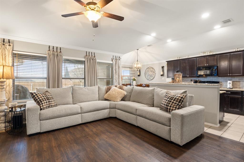 Mistletoe Hill Ph VI & Vii - Residential