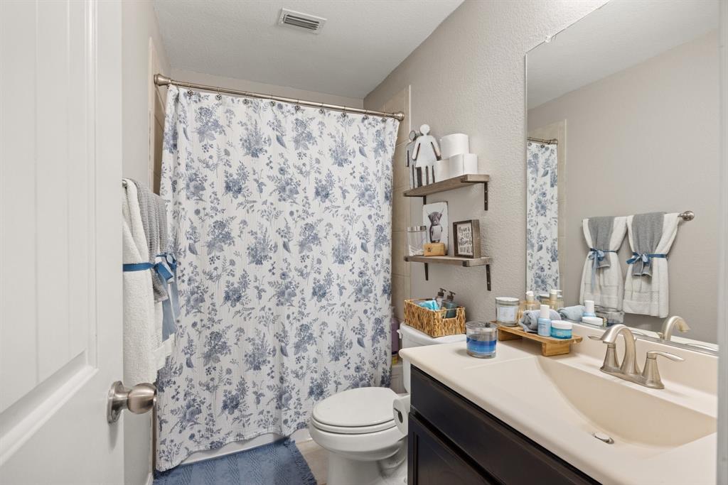 Mistletoe Hill Ph VI & Vii - Residential