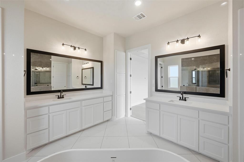 Aledo Heights - Residential