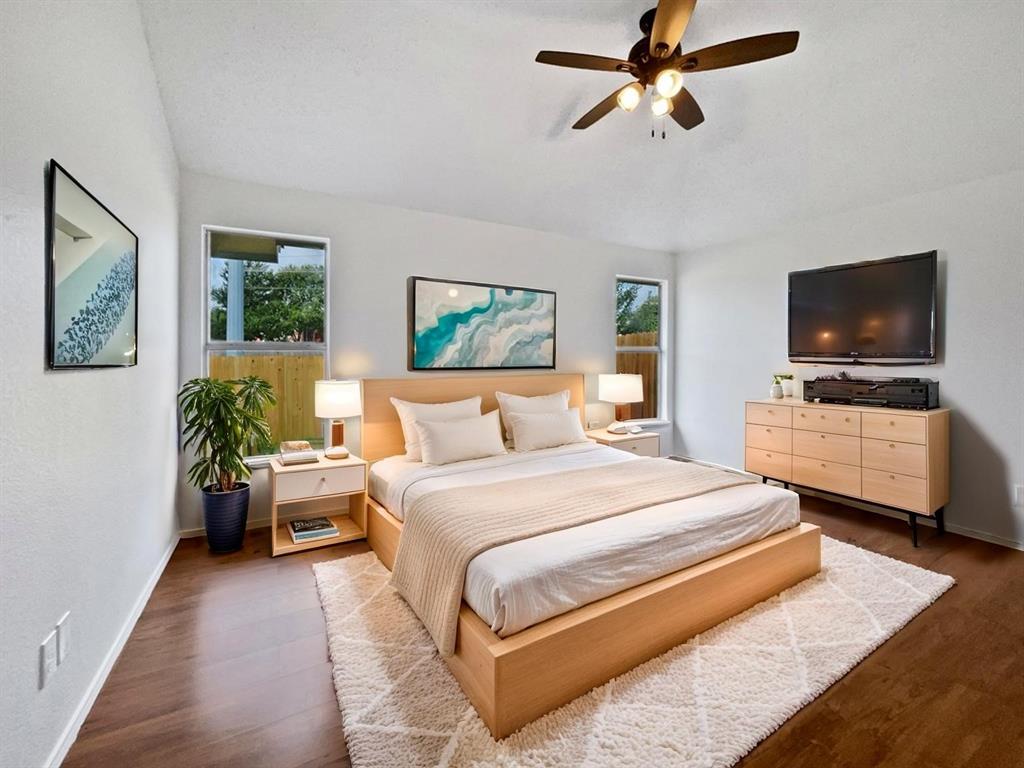 6020 Maple Leaf Drive