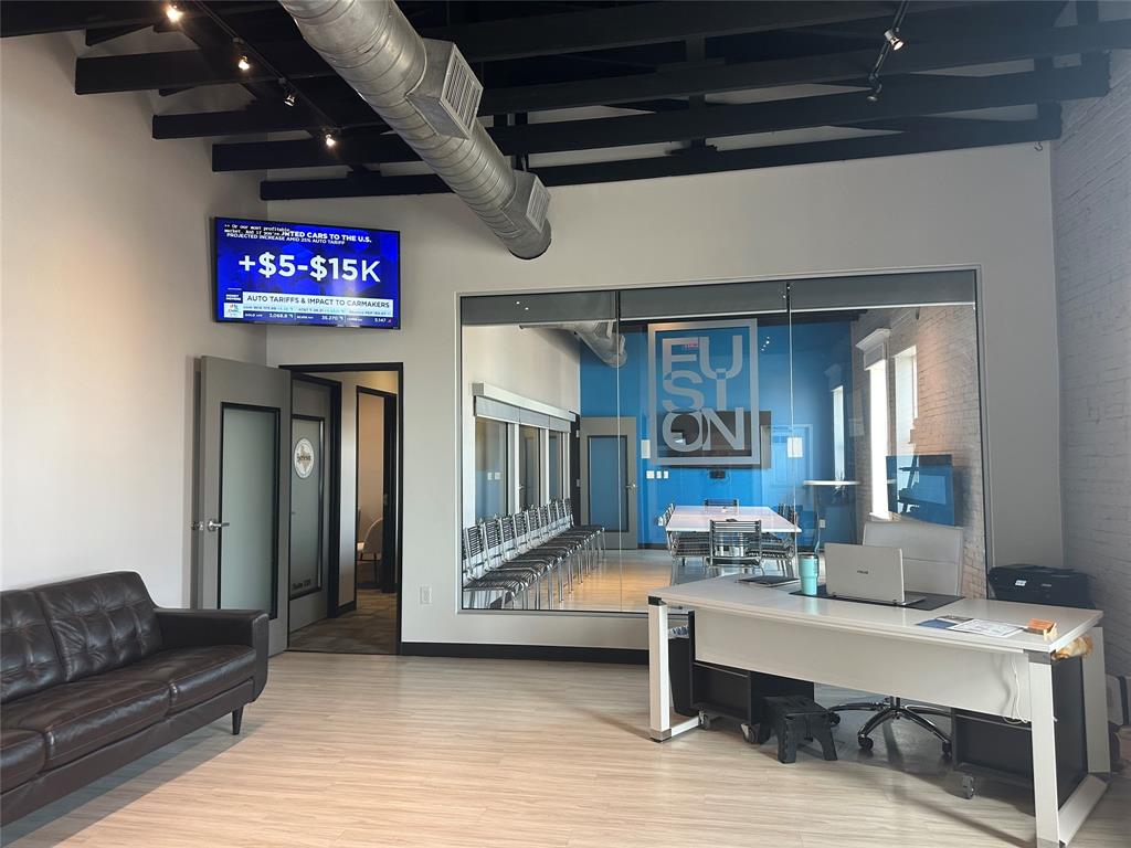 Burleson Add - Commercial Lease