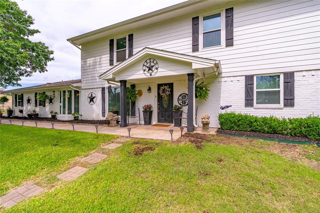 117 Post Oak Court