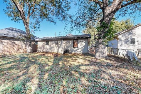 A home in Waxahachie