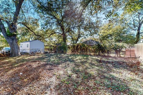 A home in Waxahachie