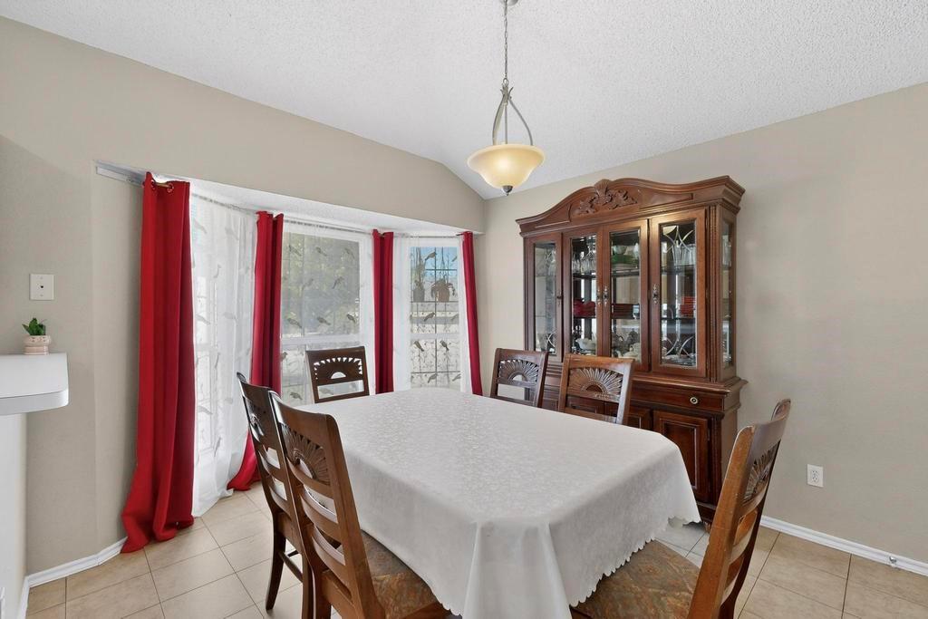 10604 Cobblestone Drive