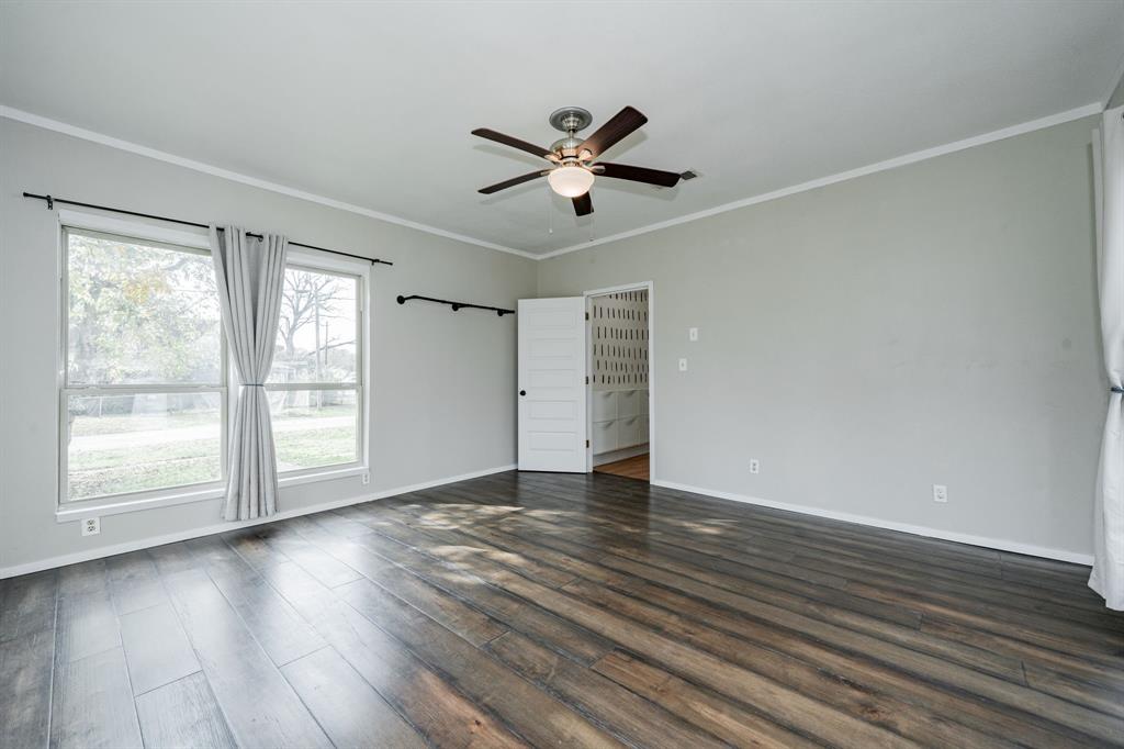 A M Moore - Residential